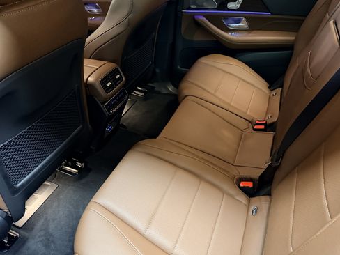 New 2026 Mercedes-Benz GLS 450 4MATIC image 11