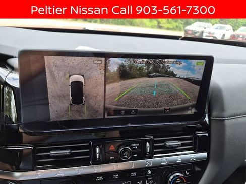 New 2026 Nissan Pathfinder SL w/ SL Premium Package AWD/4WD image 21