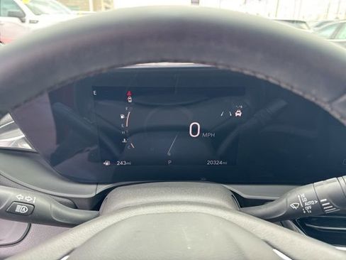 Used 2024 Buick Envista Sport Touring w/ Convenience I Package image 13