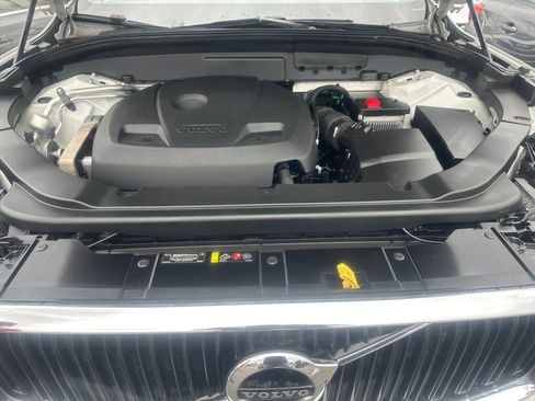 Used 2020 Volvo XC60 T6 Momentum AWD/4WD image 39