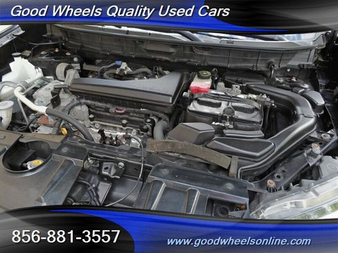 Used 2017 Nissan Rogue SV AWD/4WD image 22