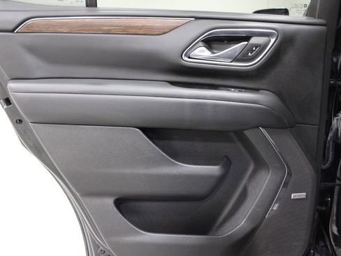 Used 2023 Chevrolet Tahoe High Country AWD/4WD image 23