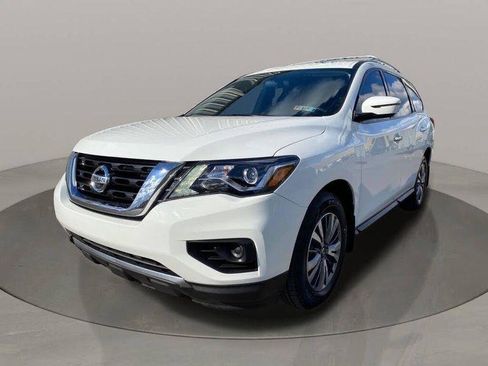 Used 2019 Nissan Pathfinder S AWD/4WD image 2