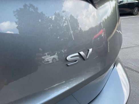 Used 2024 Nissan Rogue SV FWD image 10
