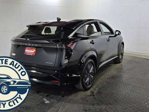 Used 2023 Nissan Ariya FWD image 10