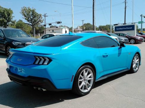 Used 2025 Ford Mustang GT Premium RWD image 6