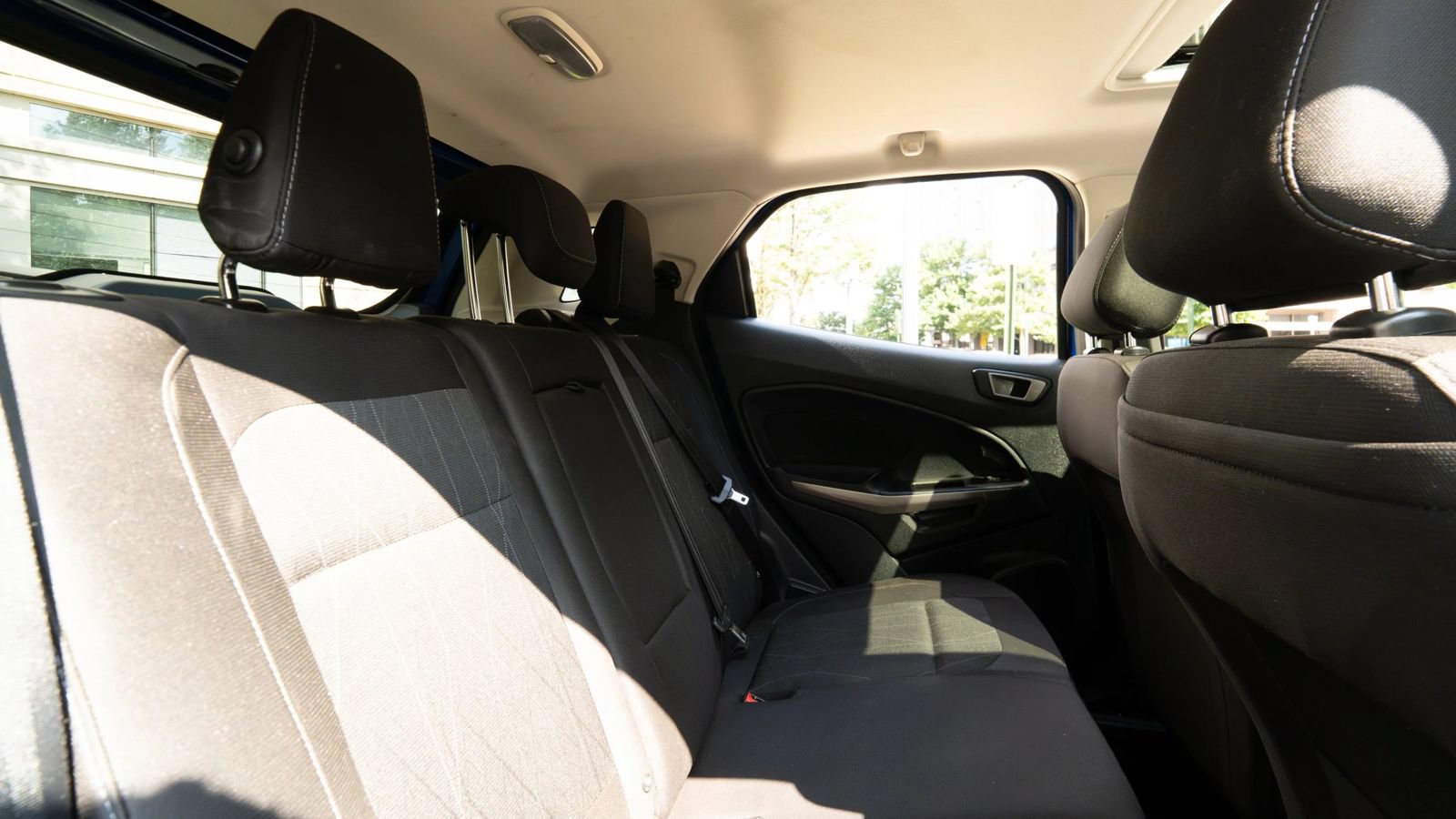 Used 2020 Ford EcoSport SE AWD/4WD image 16
