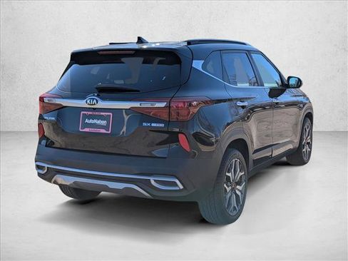 Used 2021 Kia Seltos SX image 5
