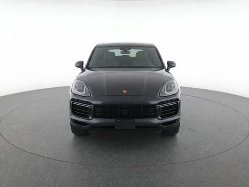Certified 2024 Porsche Cayenne AWD/4WD image 5