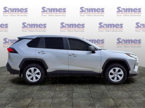 Used 2023 Toyota RAV4 LE FWD image 8
