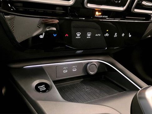 New 2026 Nissan Sentra SV image 25