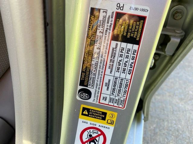 Used 2012 Toyota Camry FWD image 24