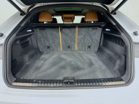 Used 2022 Audi RS Q8 w/ Carbon Optic Package image 25