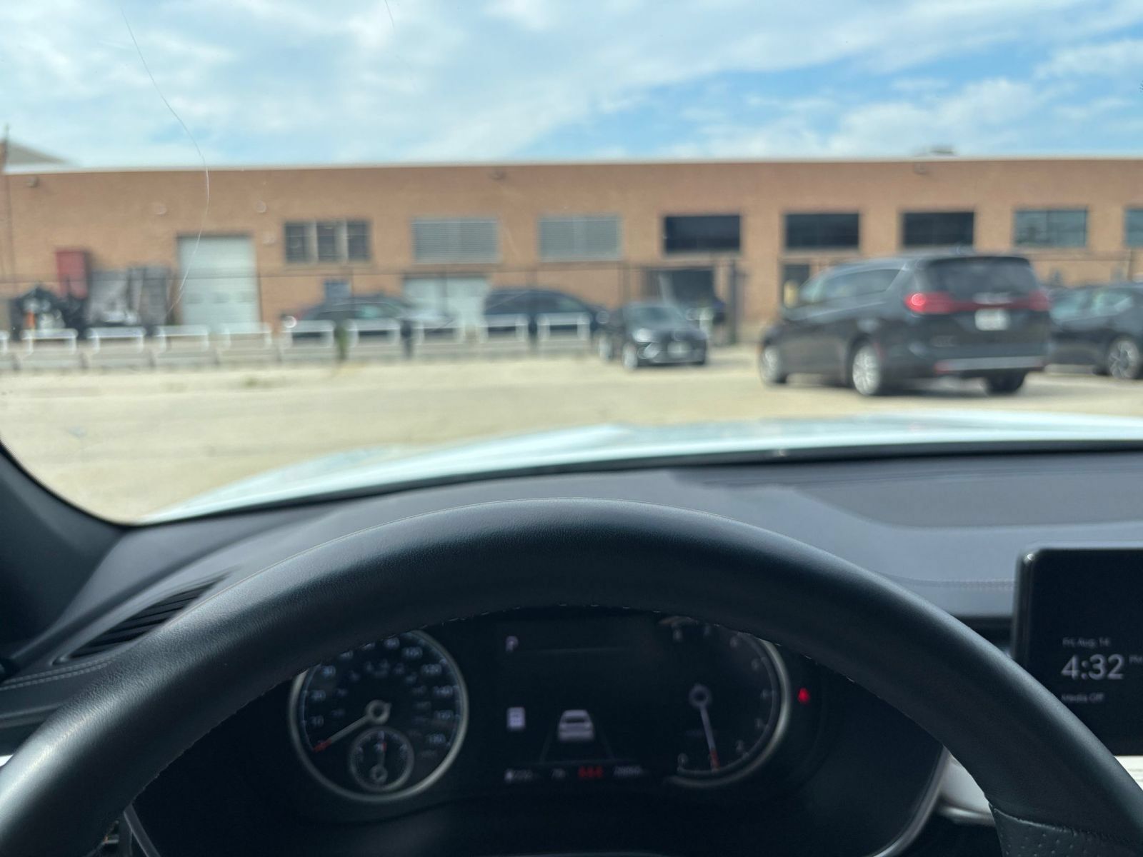 Used 2025 Genesis G70 2.5T AWD/4WD image 31
