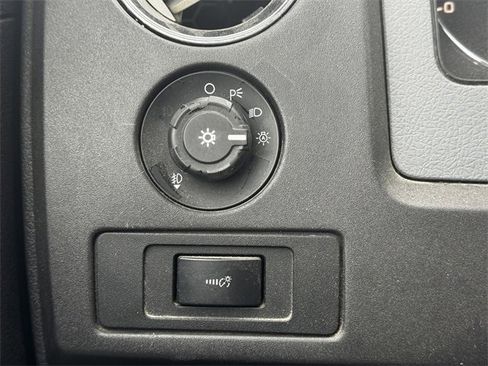 Used 2012 Ford F150 XLT w/ XTR Pkg image 23