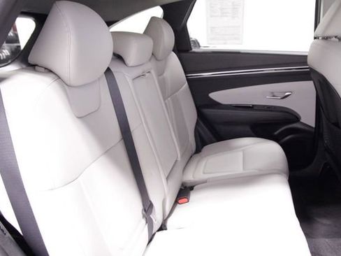 Used 2022 Hyundai Tucson Limited w/ Cargo Package image 18