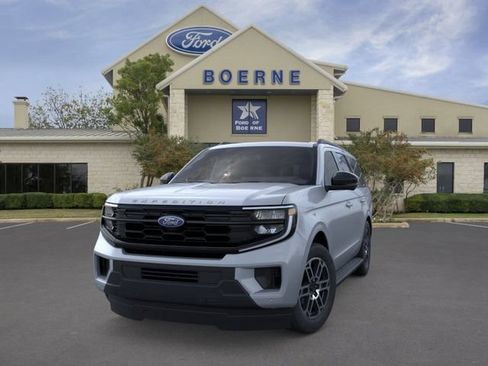 New 2025 Ford Expedition Active RWD image 2