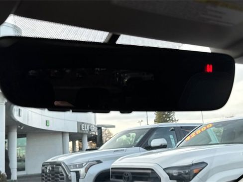 Used 2020 Subaru Crosstrek 2.0i Limited w/ Moonroof Package w/Navigation image 25