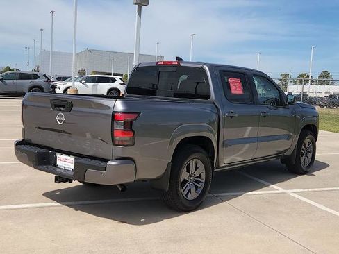 Certified 2025 Nissan Frontier SV w/ SV Convenience Package RWD image 5