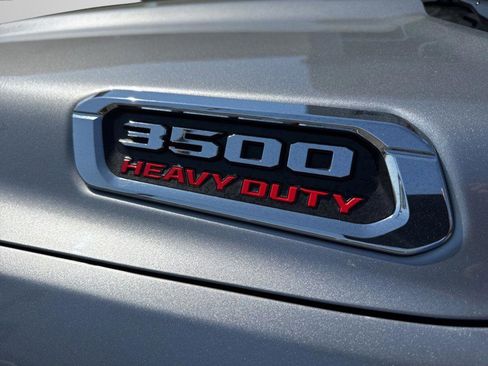 Used 2024 RAM 3500 Tradesman w/ Chrome Appearance Group image 28