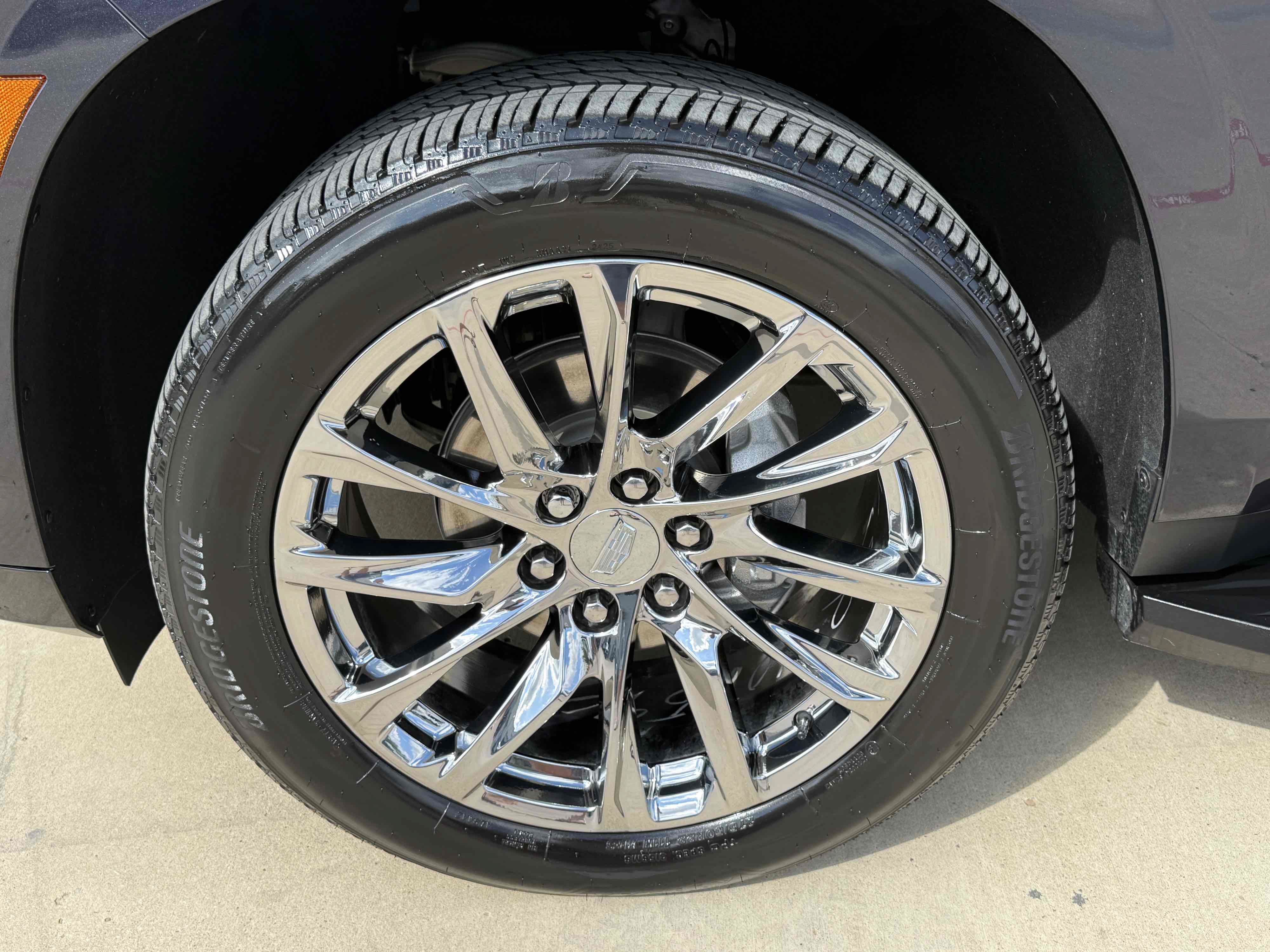 Used 2025 Cadillac Escalade Premium Luxury AWD/4WD image 20