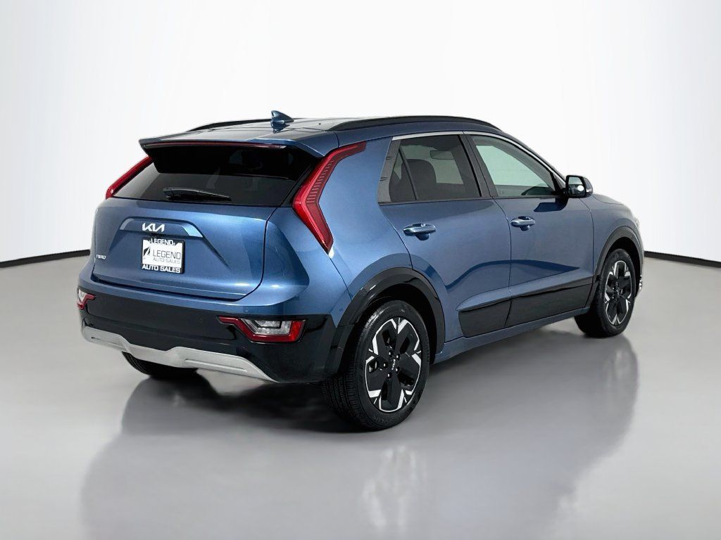 Used 2023 Kia Niro Wave w/ Wave Preserve Package FWD image 6