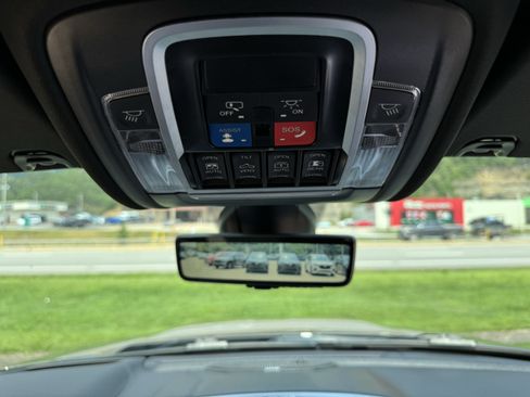 Used 2023 RAM 1500 Big Horn AWD/4WD image 26