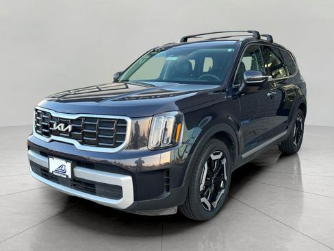 Used 2025 Kia Telluride S AWD/4WD image 6