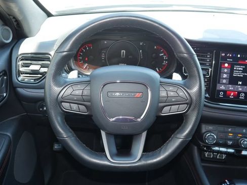 Used 2025 Dodge Durango GT AWD/4WD image 17