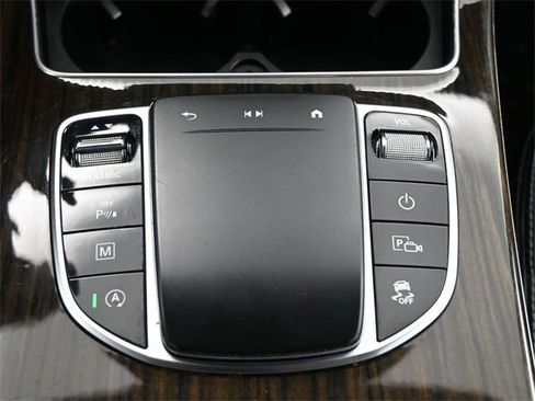 Used 2022 Mercedes-Benz GLC 300 GLC 300 image 3