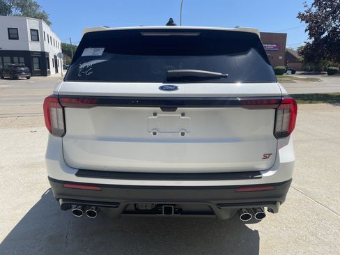 New 2026 Ford Explorer ST w/ Sun And Sound Package AWD/4WD image 5