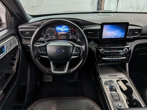 Used 2023 Ford Explorer ST-Line w/ Class IV Trailer Tow Package image 31