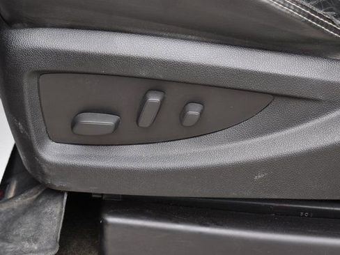 Used 2016 GMC Sierra 2500 Denali w/ Duramax Plus Package image 17