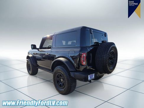 Certified 2025 Ford Bronco Badlands w/ Sasquatch Package AWD/4WD image 3