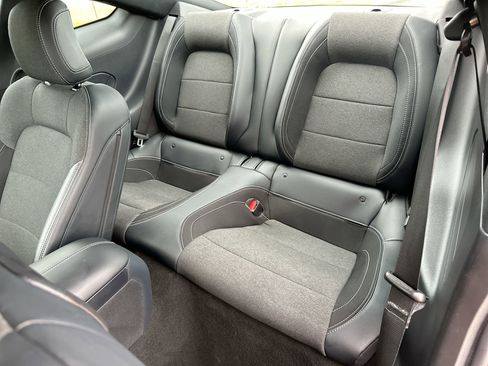 Used 2024 Ford Mustang Coupe image 19