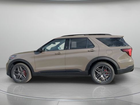 New 2026 Ford Explorer ST image 16