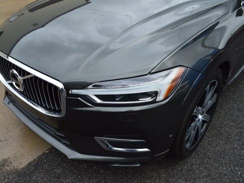 Used 2018 Volvo XC60 T6 Inscription w/ Luxury Seat Package AWD/4WD image 3