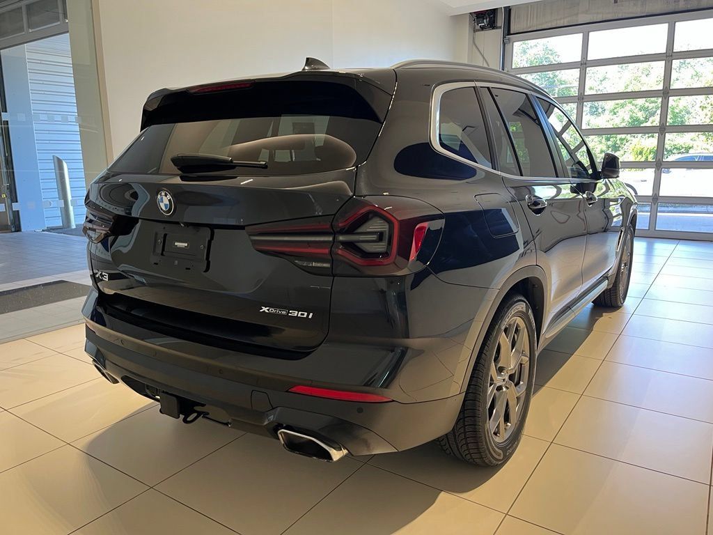 Used 2022 BMW X3 xDrive30i w/ Convenience Package w/ZPA AWD/4WD image 10