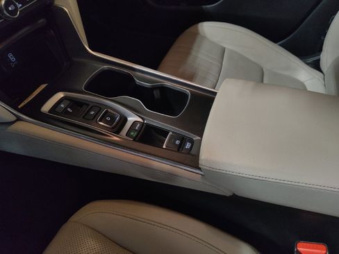 Used 2019 Honda Accord Touring image 26