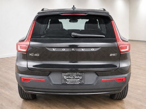 Certified 2026 Volvo XC40 B5 Plus w/ Protection Package Premier AWD/4WD image 4