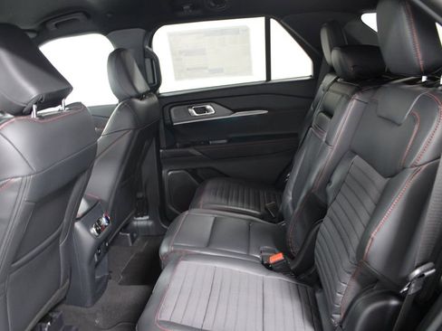 New 2026 Ford Explorer ST-Line AWD/4WD image 23