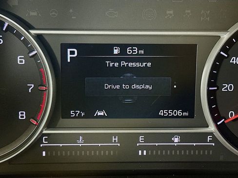 Certified 2023 Kia Sorento LX FWD image 5