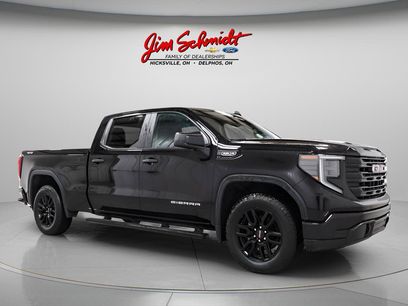 Used 2024 GMC Sierra 1500 Pro w/ Graphite Edition