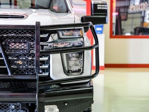 Used 2022 Chevrolet Silverado 3500 LTZ w/ LTZ Convenience Package image 48