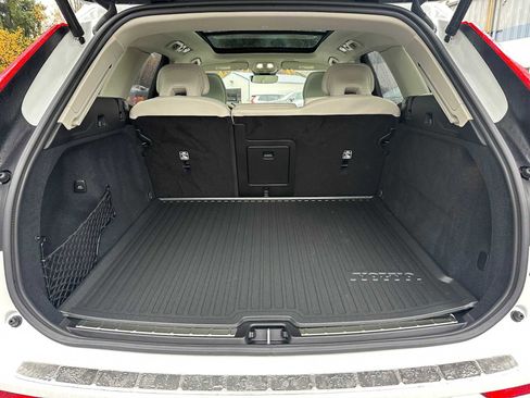 Used 2025 Volvo XC60 B5 Ultra w/ Protection Package Premier image 14