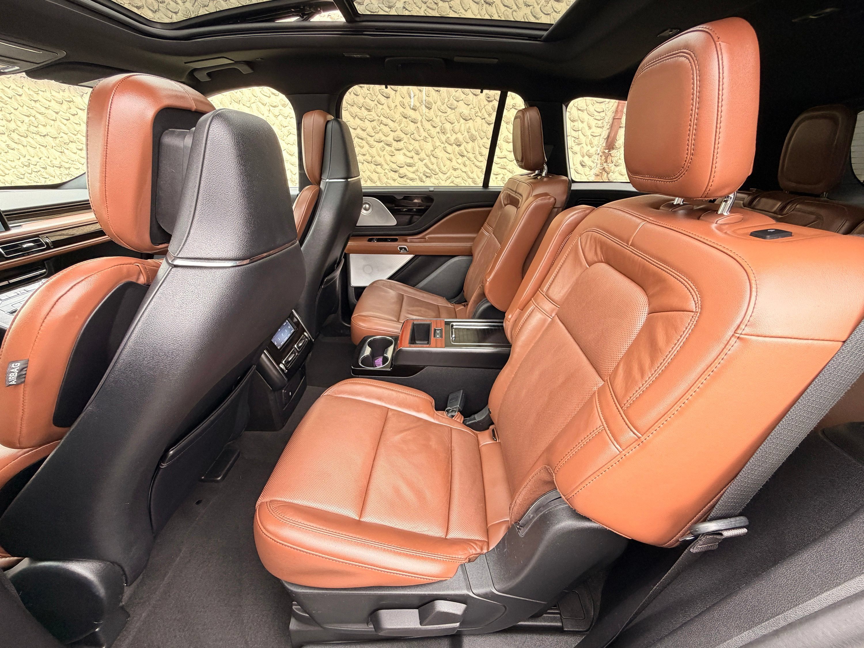 Used 2023 Lincoln Aviator Reserve w/ Equipment Group 201A AWD/4WD image 18