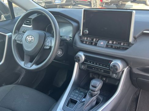Used 2024 Toyota RAV4 LE image 15
