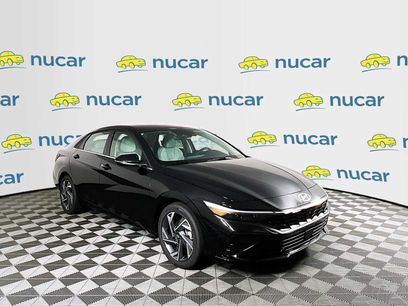 Used 2025 Hyundai Elantra Limited