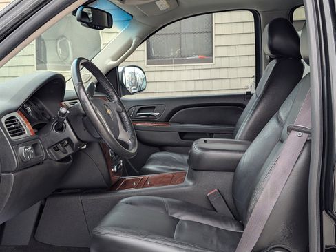 Used 2012 Chevrolet Tahoe LTZ image 13