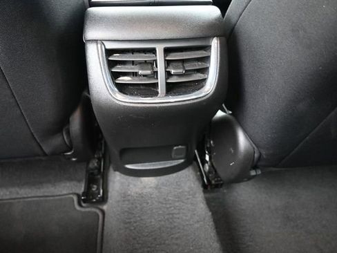 Used 2025 Chevrolet Malibu LT image 27